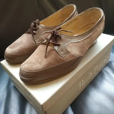 Mocasines para mujer Hush Puppies 23 cm marrón gamuza cinta plana usados Foto 1 de 4