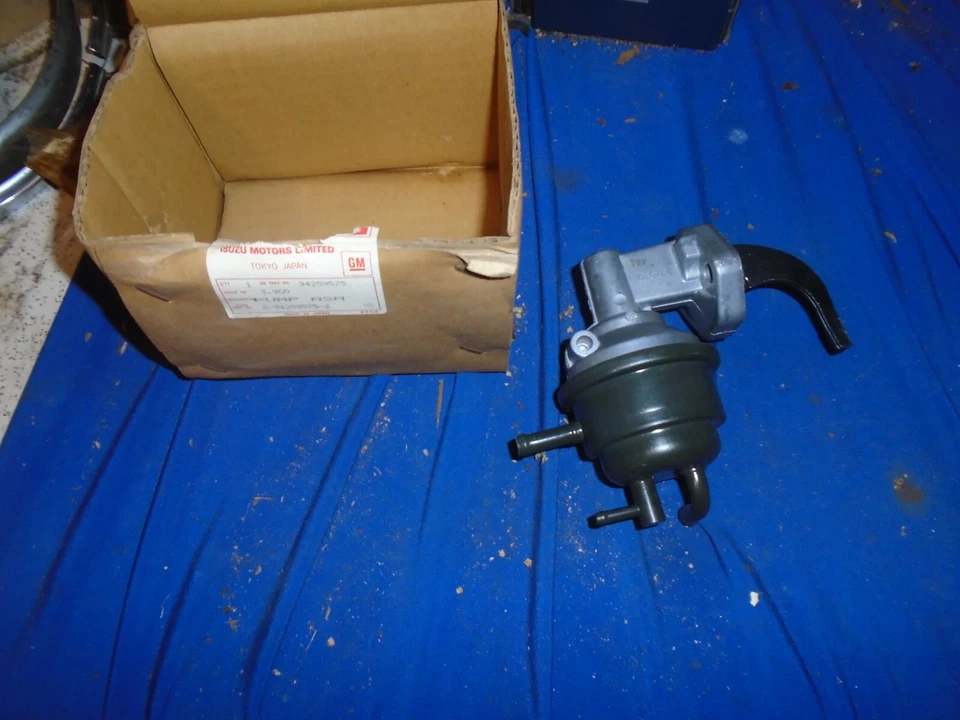 Механический топливный насос для Chevrolet, Geo, Isuzu I-Mark, Spectrum 1985-1989 - Изображение 1 из 1