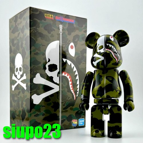 A BATHING APE (BAPE) Medicom 200% Bearbrck ~ Bandai A Bathing Ape Bape x Mastermind Verde Ver