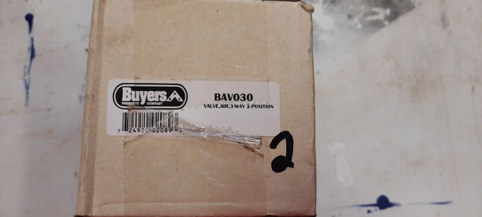 BAV030 AIR CONTROL VALVE 3-WAY 2-POSITION, 1/4" PUSH-IN PORTS BUYERS PRODUCTS - Image 1 of 3