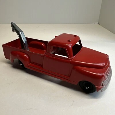 Vintage 1940’s Structo Red Steel Pressed Tow Truck Wrecker - Image 1 of 4