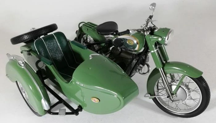 ZUNDAPP KS 601 1950 CON SIDECAR - SCHUCO 1/10 - Imagen 1 de 4