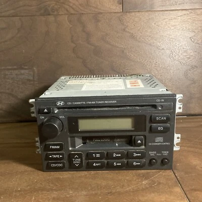 01 02 03 04 05 06 Hyundai Santa Fe AM FM CD cassette radio OEM 96130 26300SF — 第 1/4 张图片