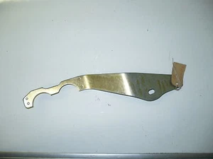 BMW E28 520I/525E EXHAUST BRACKET FOR AUTOMATIC VEHICLE PLEASE CHECK 18211177018 - Picture 1 of 1