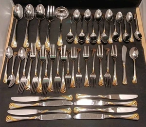 Lenox Kelly Servizio Posate Oro Argenteria 47 Pezzi per Corea 8, 18/8 - Foto 1 di 24