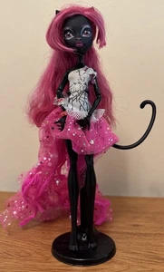 Monster High Catty Noir 13 Wünsche Puppe - Bild 1 von 15