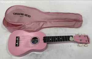 Diamond Head DU-110 Ukulele Bundle - Picture 1 of 7