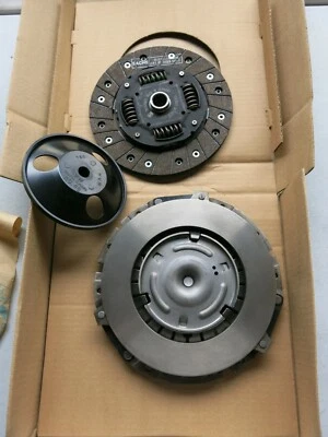 Clutch Kit Sachs K0028-07  fits Volkswagen Golf Jetta 1.6 1990-1992 - Image 1 of 2