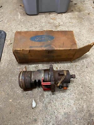 Ford LTD Mustang 1971 1972? Torino? Eixo de entrada e controle da caixa de direção hidráulica 71 - Imagem 1 de 4