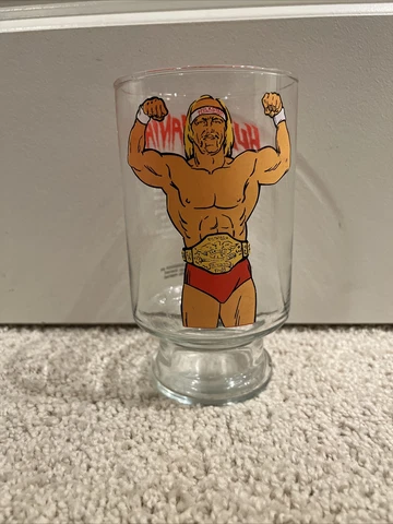 RARE Vintage WWE WWF Hulk Hogan Hulkamania 7" 32 oz. Glass 1985 Great Condition Cover