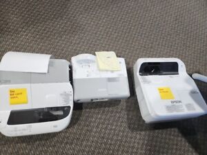 Lot of 3 Projectors Epson Powerlite 485W, 410W, 685W, Lot of 3 Parts only