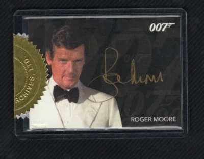 James Bond Archives 2014 Auto Autograph Card Roger Moore 007 Gold Signature - Image 1 of 4