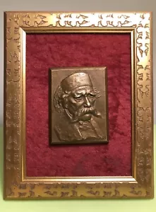 IMPRESSIVE FINE RELIEF HEAVY BRONZE DESK PLAQUE VUK STEFANOVIĆ KARADŽIĆ SIGNED - Picture 1 of 12