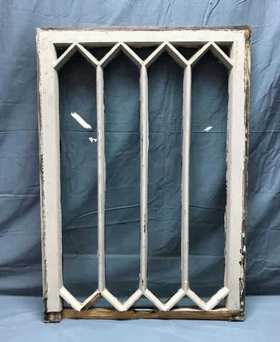 Antique Diamond Mission 14 Lite Window Sash Shabby Chic 22x31 Vintage 1069-22B Cover