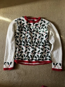 Eagle's Eye Holly Christmas Sweater - Picture 1 of 1
