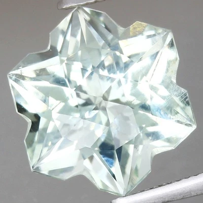 2.9ct Snowflake Rose Cut 10.5mm VS Natural Brazilian Metallic Green Amethyst - Image 1 of 4