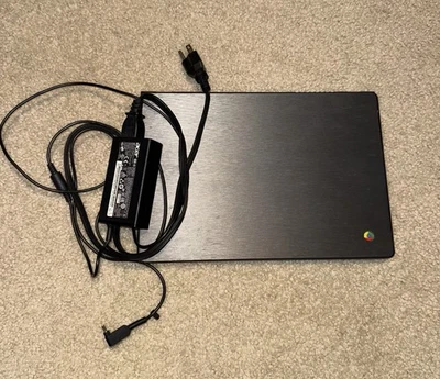 Acer Chromebook C720 series W/ Charger - Image 1 of 4