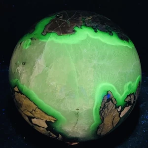 Natural Rare Volcanic Agate Crystal Sphere Healing 4360G (UV Reactive crystal) - Picture 1 of 19