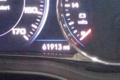 2021 Acadia OE Speedometer Gauge Cluster 61K Miles GMC - Image 1 of 4