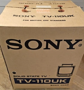 Boxed Vintage Sony Solid State TV-110UK 10" Black & White Portable TV - Picture 1 of 13