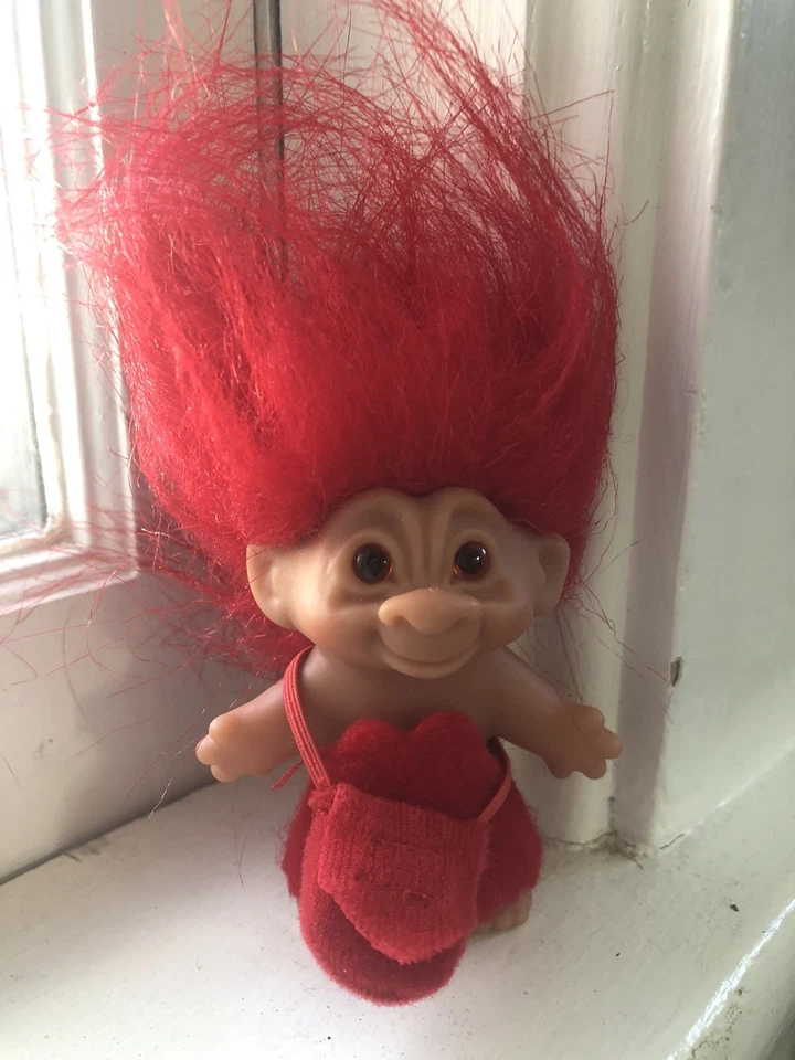 2005 GOOD LUCK MESSENGER TROLL - 3" DAM Troll - New in Box - RED dress & bag - Image 1 of 4
