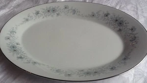 Noritake Inverness China 12" Platter White & Blue Flower Pattern Platinum Rims - Picture 1 of 6