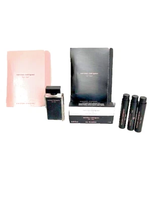 Narciso Rodriguez For Her Eau de Toilette 0,25 oz y frascos adicionales Foto 1 de 4