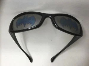 Black Batman Dark Knight Kids Sunglasses Batman Design on glass - Picture 1 of 3