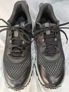 Under Armour CHARGED Maven Herren Größe 9,5 Trail schwarz grau Laufen, Joggen, Spielen - Bild 1 von 20