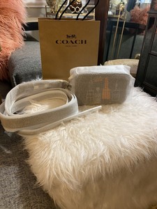 2 person bean bolsa couch