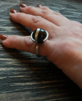 Garantizado Auténtico GUCCI Plata G Onyx Boule Anillo Talla M 1/2 Sin Usar En Caja Foto 1 de 4