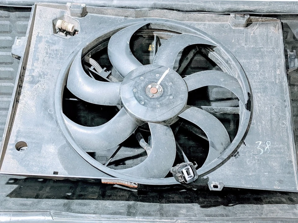 KIA SPORTAGE 2.0 CRDI COOLING FAN VENTILATOR F00S3A2295 - Image 1 of 1