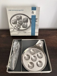 SF WMF kleine Schneckenpfanne mit Schneckenzange Cromargan Wilhelm Wagenfeld OVP - Bild 1 von 9