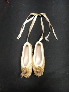 Zapatillas de ballet con cuentas de satén adorno decoración cinta victoriana Navidad 4" - Imagen 1 de 5