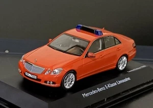 1/43 Mercedes-Benz E-Class W212 LIMOUSINE FIRE BRIGADE HAMBURG SCHUCO - Picture 1 of 7