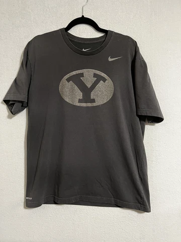 BYU Cougars Nike Dri Fit T Shirt Size L Gray Sparkles Y NCAA Athletic Cut Cover
