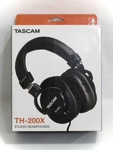 UNUSED TASCAM TH-200X STUDIO HEADPHONES NEW IN BOX - Picture 1 of 3