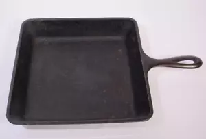 Vintage Cast Iron Square Skillet 8 SQ SK D - Picture 1 of 15