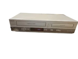 Phillips DVP3150V/37 VCR DVD COMBO Recorder 4 Head No Remote *TESTED WORKING* - Picture 1 of 7