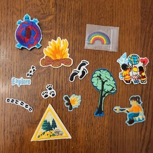 Vintage Lot of Nature Rainbow Sew On and Iron On Patches Appliques Embroidered - Picture 1 of 13