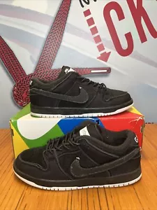 Nike Dunk Low SB x “Gnarhunters” Black 2022 (DH7756-010) Men’s Size 8 - Picture 1 of 7