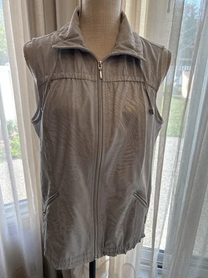 Zenergy Chicos Golf Vest Size 1 Silver Gray Metallic Shimmer Lightweight Pockets - Image 1 of 4