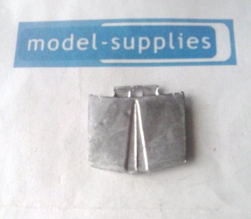 Dinky 196 Holden reproduction white metal bonnet - Image 1 of 2