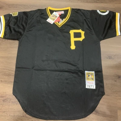 Camiseta Mitchell & Ness Roberto Clemente Piratas 1971 Cooperstown Negra Talla M 48 Foto 1 de 4