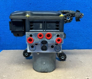 2012 BMW 750Li xDrive F02 GAS DSC ABS ANTI LOCK BRAKE PUMP CONTROL MODULE OEM* - Picture 1 of 8