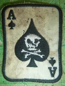 DEATH CARD - Patch - 101st Airborne - BLACK - ACE of SPADES - Vietnam War, M.125 - Picture 1 of 2