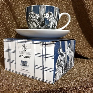 NEW Ecology Blinky Bill Tea Cup & Saucer Gift Ink Blue White Print Set Box 430ml - Bild 1 von 15