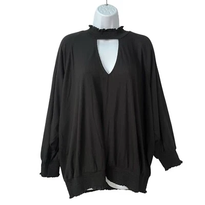 Blusa tórrida 3X preta gola gargantilha gola V top manga comprida leve - Imagem 1 de 4