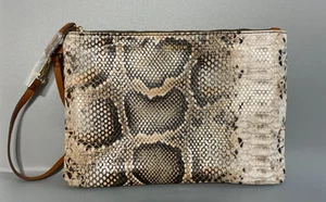 Anne Klein Clutch Tasche Schlangenleder geprägt Kunstleder Handgelenktasche braun beige Reißverschluss - Bild 1 von 9