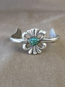 Vintage Navajo Spiderweb Turquoise Sand Cast Sterling Silver 925 Cuff Bracelet - Picture 1 of 15